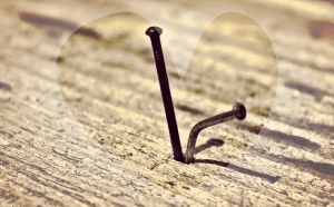 新しい恋で昔の恋は忘れられない