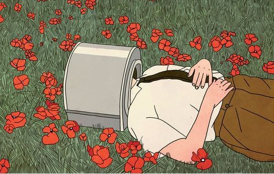 野原に寝そべる顔を隠した男性