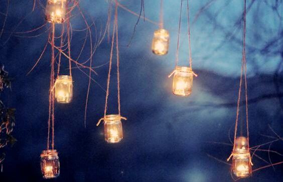 ガラス瓶のランプ