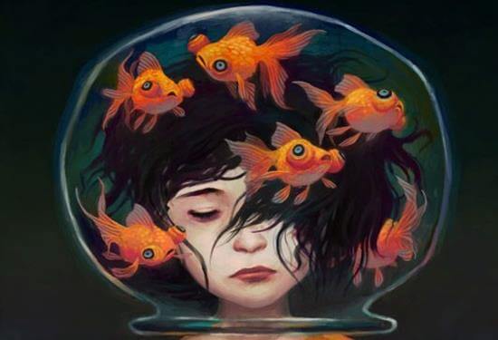 金魚の被り物