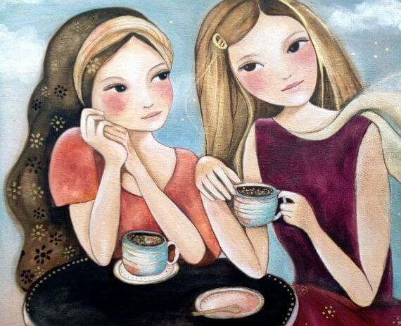 コーヒーを飲む二人の女友達