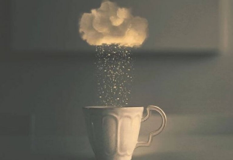 コーヒーから雲