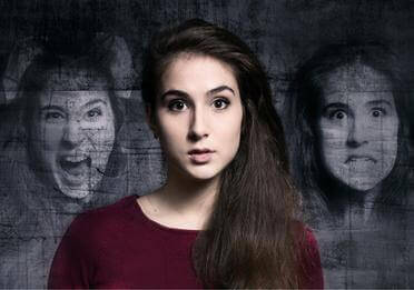 幻想を抱いている女性