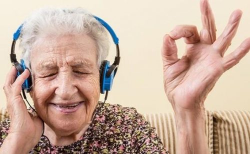 音楽とアルツハイマー:感情を呼び覚ます