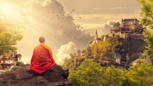 瞑想する僧侶