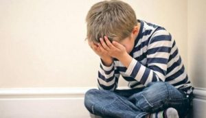 心の病へとつながる幼少期のトラウマ