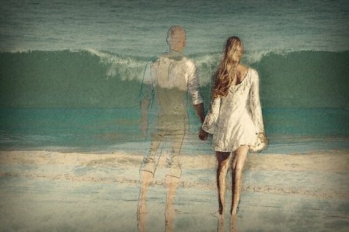 海とカップル