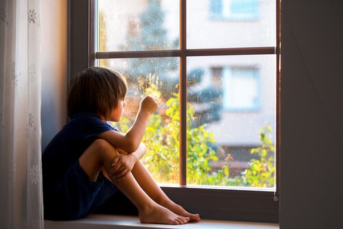 分離不安:愛着が子どもにとって健全である理由