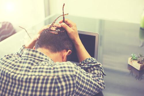 仕事ストレスの最も危険な影響３つ