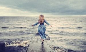 助けてください:一人で頑張ることに疲れました