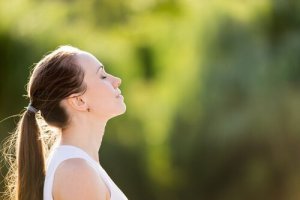 ほんの数分で不安が解消する3つの呼吸エクササイズ