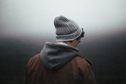治療抵抗性うつ病の人