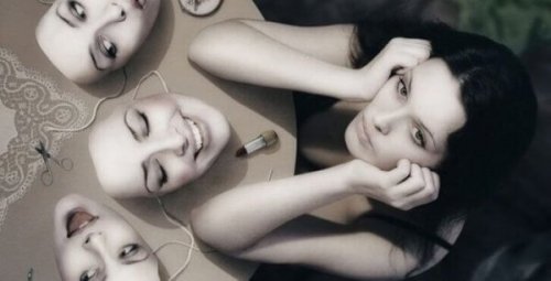 悲しそうな女性