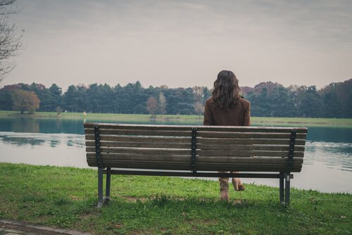 過度に孤独でいることの影響性