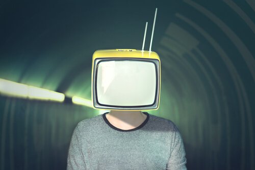 メディア操作：メディアが操作に使う10の方法