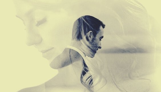 二人のシルエット