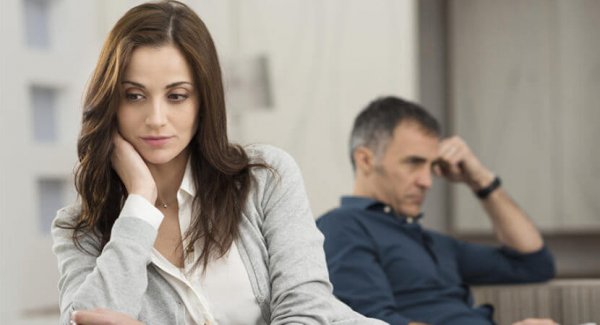 交際中の緊迫状態の背後にあるものとは?