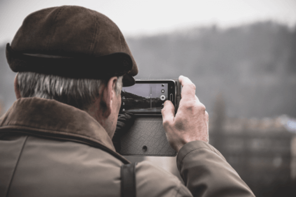 高齢者の幸福を左右するものとは