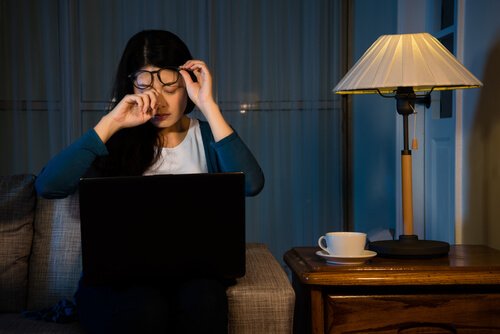 仕事と自分を切り離すのに役立つ5つのアドバイス