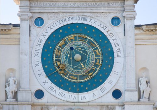 時計 すべてを変えた中世の発明 こころの探検