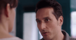 映画『軽い男じゃないのよ』:別世界での現実とは?