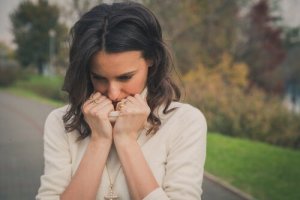 感情の依存関係における認知的不協和について