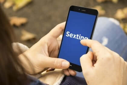 セクスティング　神話