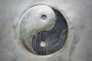 物事の二元性:陰と陽の概念