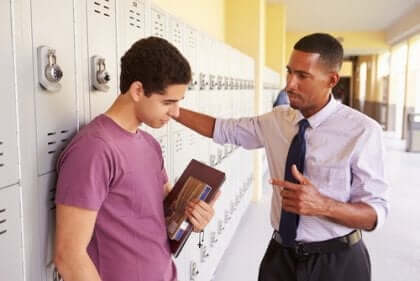 スクールカウンセラー 役割