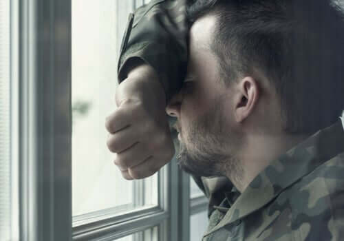 兵士が患う病：心的外傷後ストレス障害