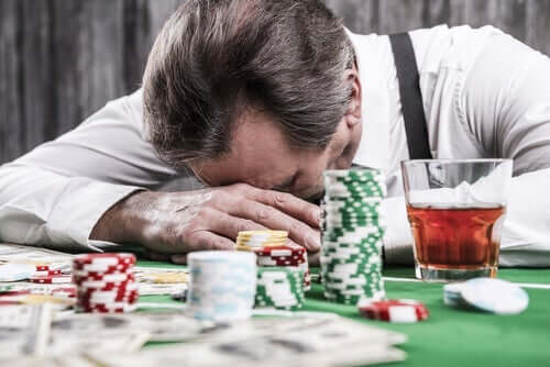 病的賭博をしてしまう人と認知の歪み
