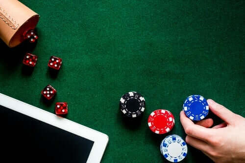 病的賭博　認知の歪み