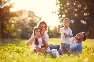 子どもを教育し、育てるためのよりよい方法とは?