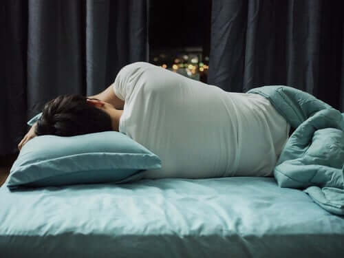 睡眠中 脳