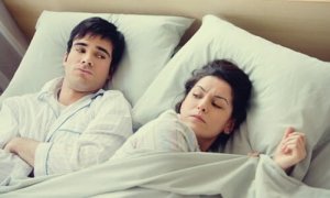 怒りや心配事を抱えたまま布団に入るという悪い習慣