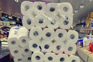 コロナウイルス:トイレットペーパーの買い占めはなぜ起こる?
