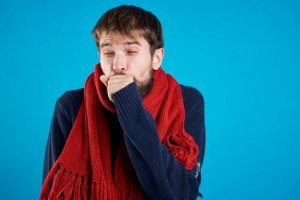 虚偽性障害:患者を演じようとする人々