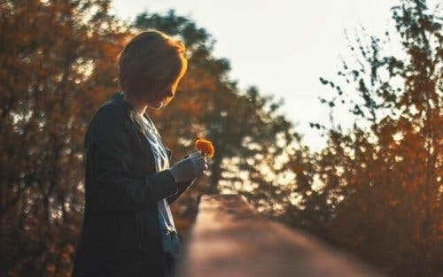 一人でいることと　孤独を感じることと　違い