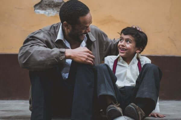 家族 雰囲気 子育て 影響