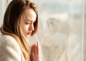 エコーイズム:スポットライトを浴びたくない人々