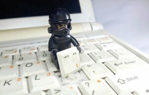 フィッシング詐欺の心理学:危険なメールに注意!