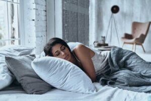 夜間の睡眠の質に環境がもたらす影響とは？