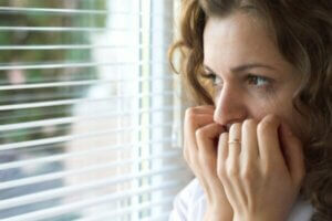 「広場恐怖症」の症状とは?