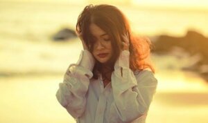 愛情の両価性:愛と憎悪の共存