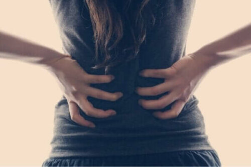 うつ病と腰痛の関係とは?